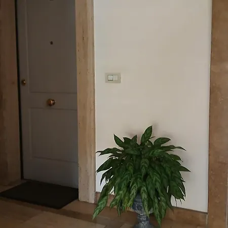 Miro House Capannelle Apartment Rome